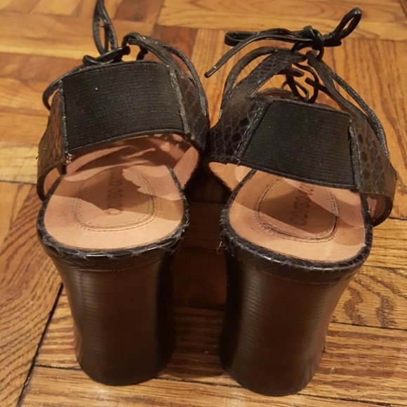 Corso Como black pressed leather sandals in Sz 8 - Picture 8 of 8